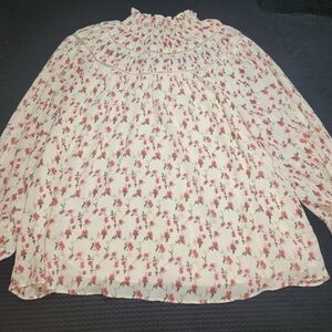 Women's Long Sleeve Floral Smocked Blouse With Ruffled Neckline Size Medium EUC